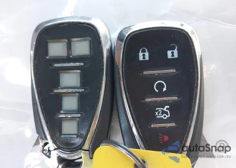 2019 Chevrolet Malibu Lt z USA, uszkodzony, nr VIN 1G1ZD5ST2KF138857